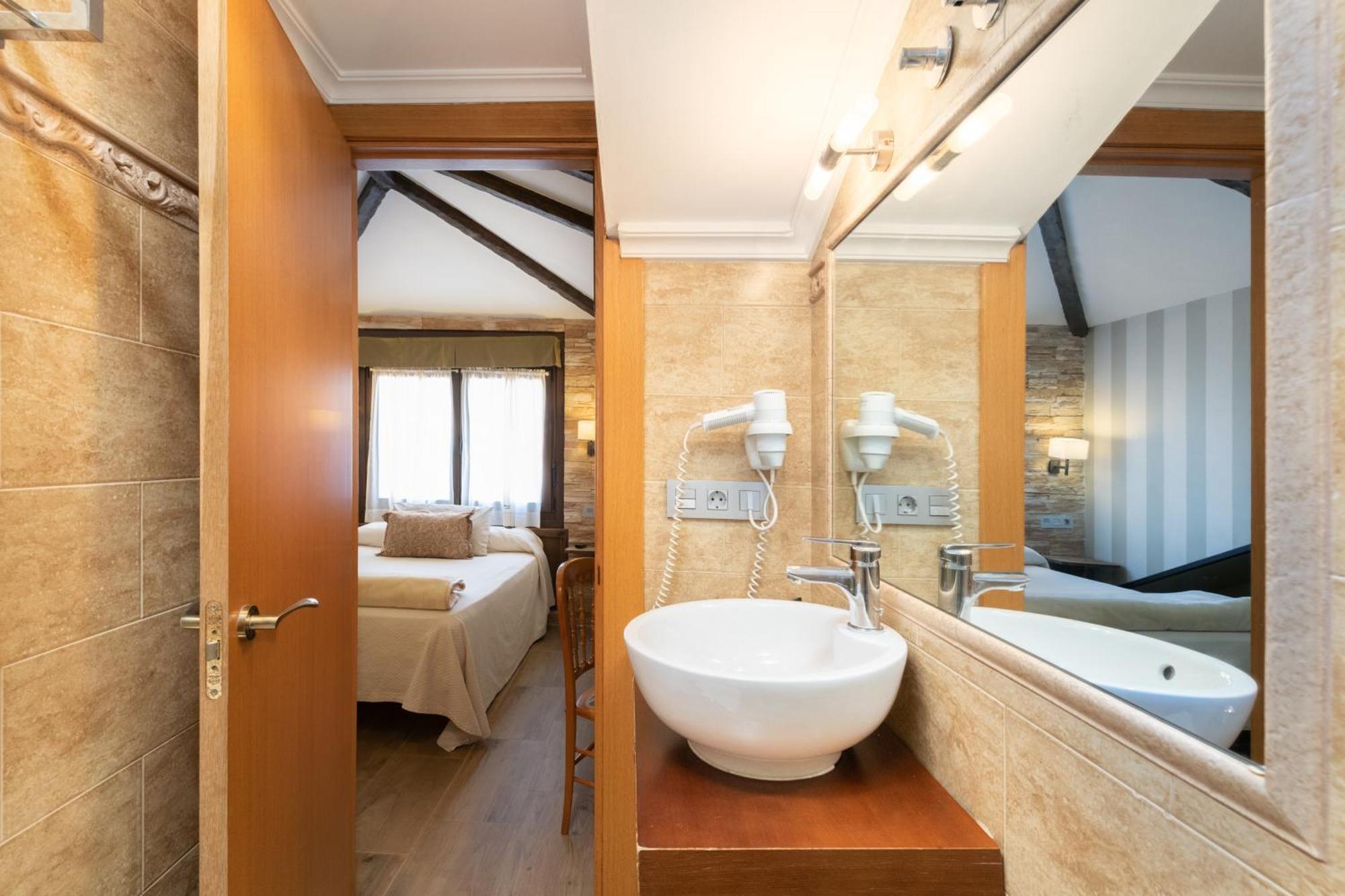 Cimavilla Rooms Хихон Экстерьер фото